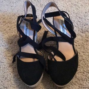 Black Wedge. Steve Madden